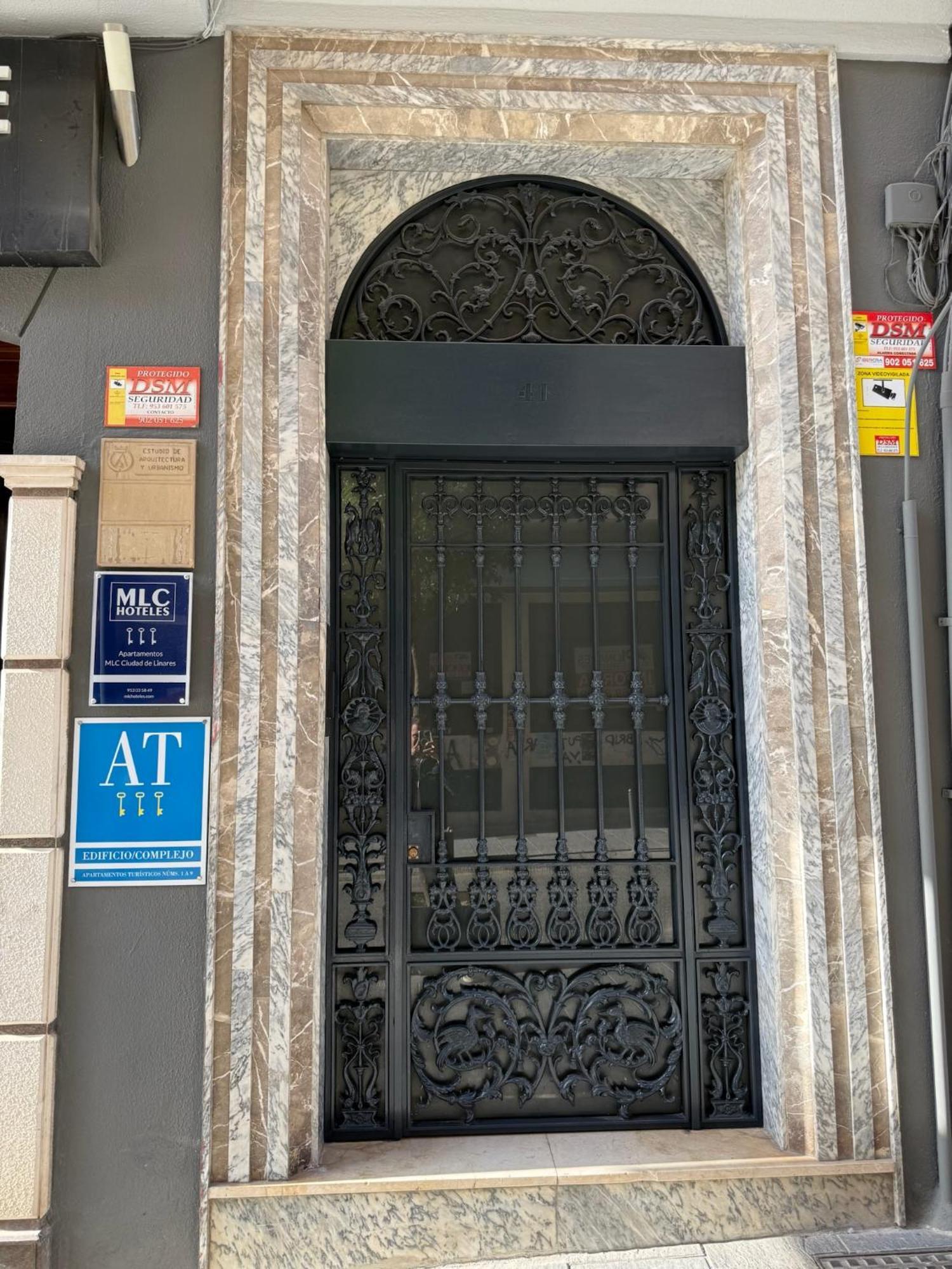 Apartamentos Mlc Ciudad De Linares Linares (Jaen) Exterior foto